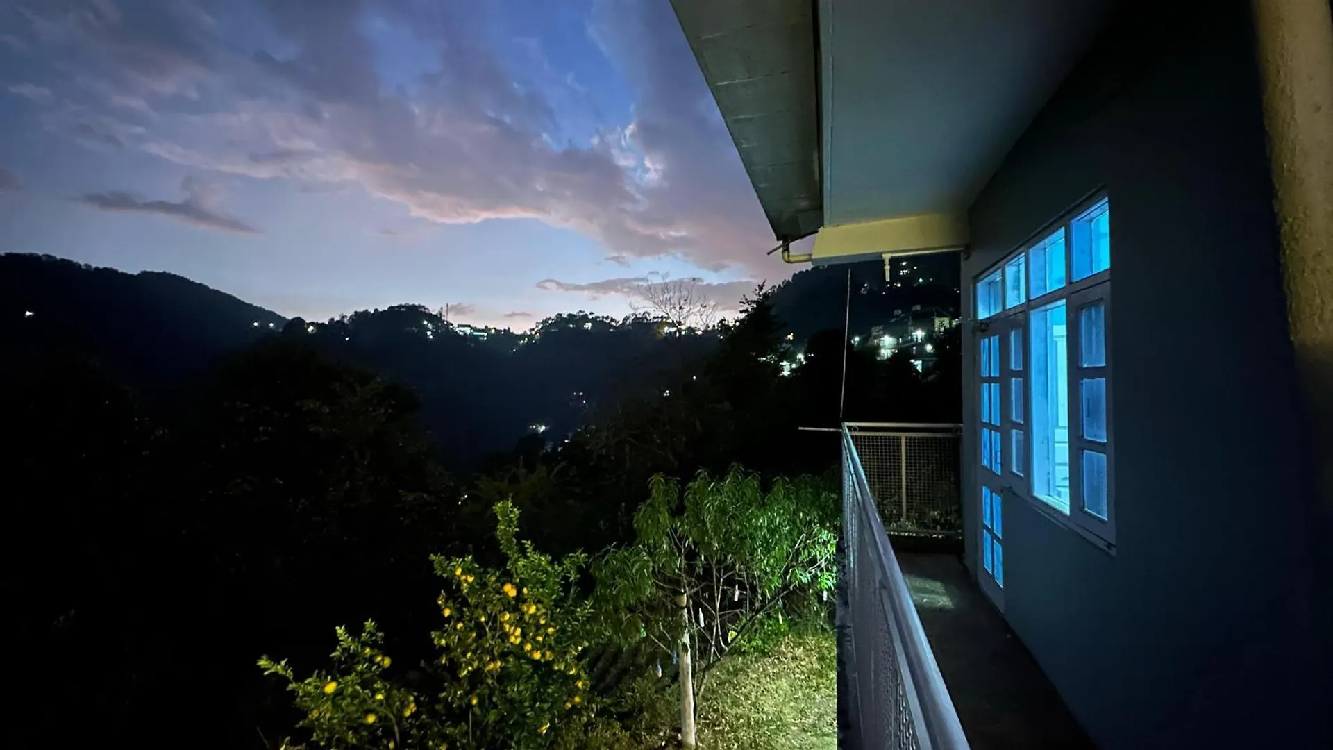 The City Escape Farmstay Shimla 0*,